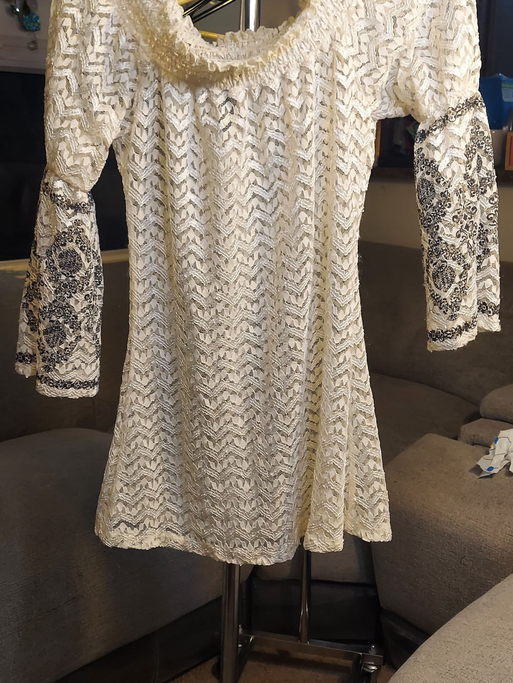 Yahada Cream Lace Blouse with Dark Trim